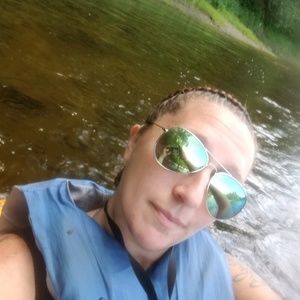 Meet your Posher, Katrina